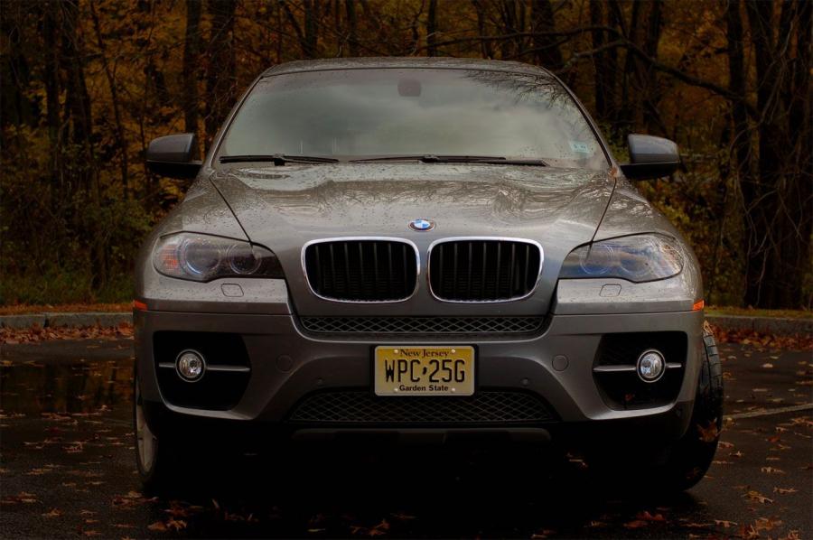  BMW X6 XDrive 3.5i 2008 года  (фото 23 из 44)